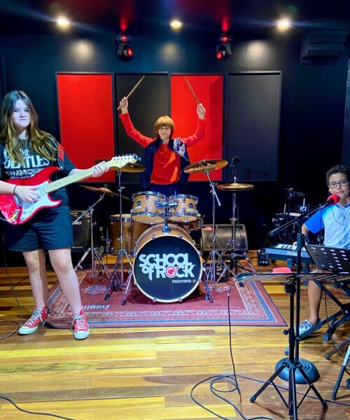 School of Rock abre inscrições para os CAMPS de Férias 2026 em todo o Brasil