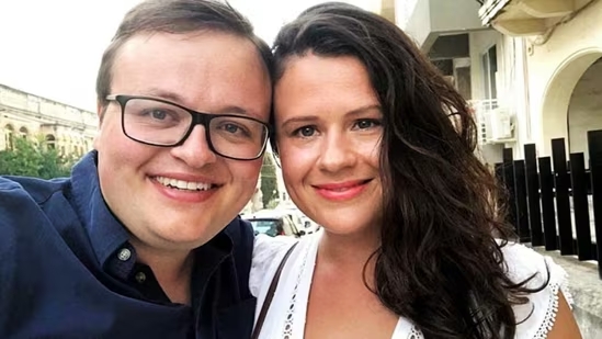 Esposo de parlamentar britânica detido por suspeita de colaboração com a China