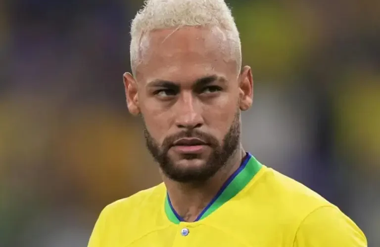 Maioria dos brasileiros apoia a presença de Neymar na seleção para a Copa