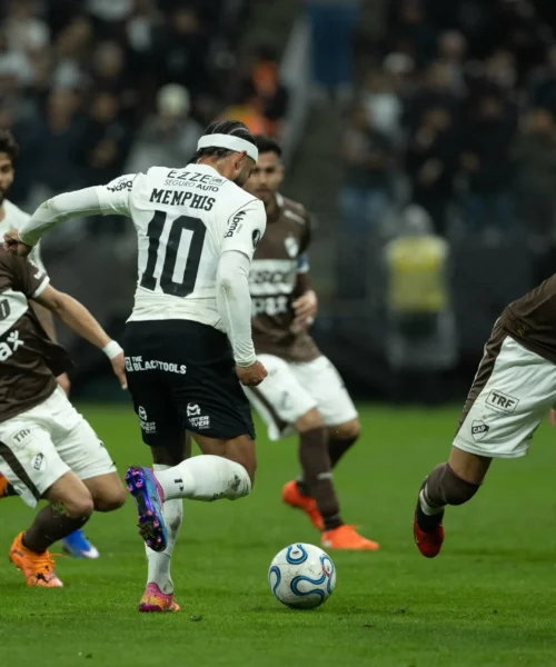 Memphis Depay desmistifica expectativas e revela desafios sobre futuro no Corinthians: “não é tão simples