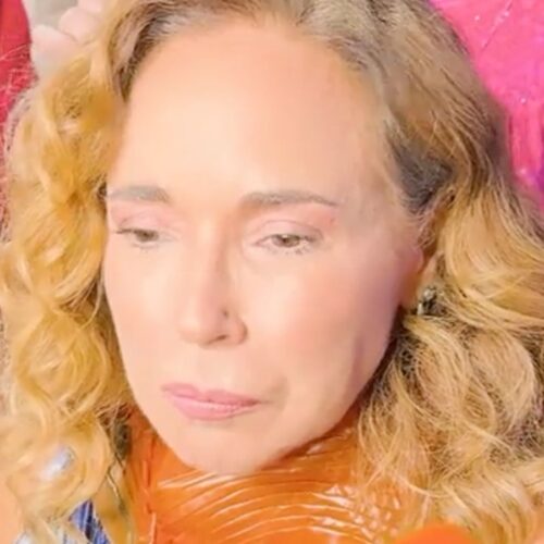 Aos 60 anos, Daniela Mercury revela segredos de beleza e dedicação nos treinos: “Madonna que o diga
