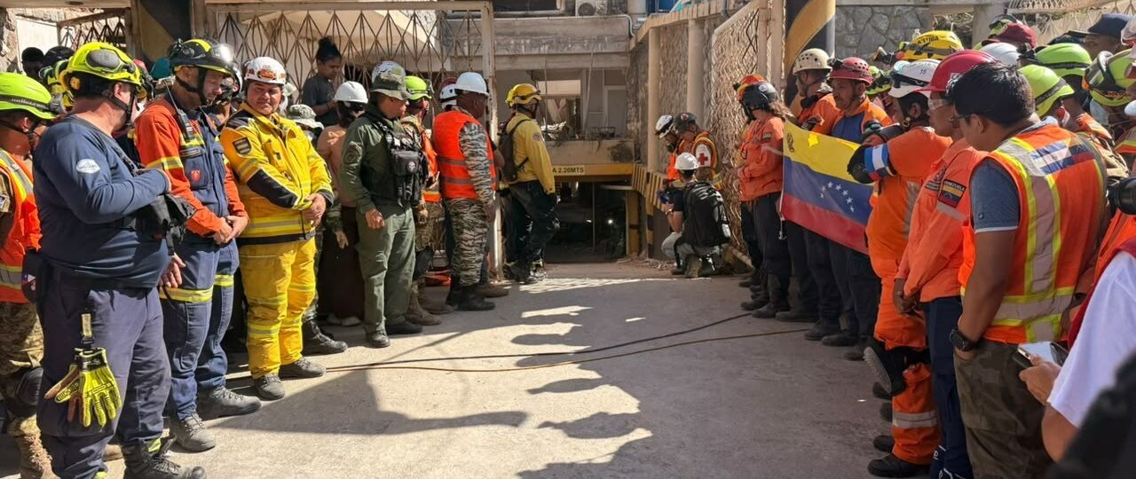 Após quase 200 horas sob os escombros, venezuelano é salvado com vida em emocionante resgate