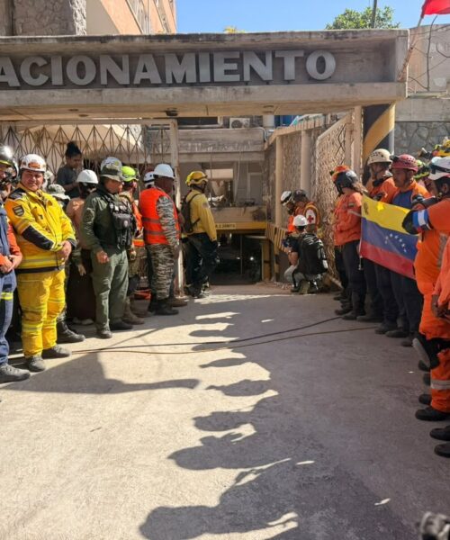 Após quase 200 horas sob os escombros, venezuelano é salvado com vida em emocionante resgate