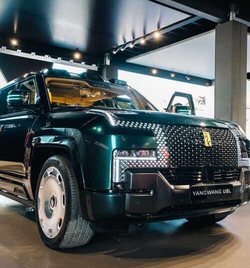 BYD lança modelos Dolphin G híbrido e Shark, enquanto Yangwang apresenta sua linha premium no Festival de Velocidade de Goodwood