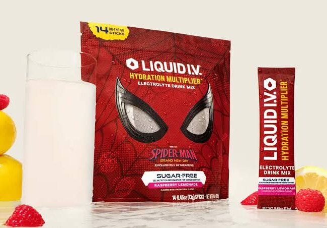 Liquid I.V. amplia presença na cultura pop com parcerias em grandes produções do cinema e do streaming