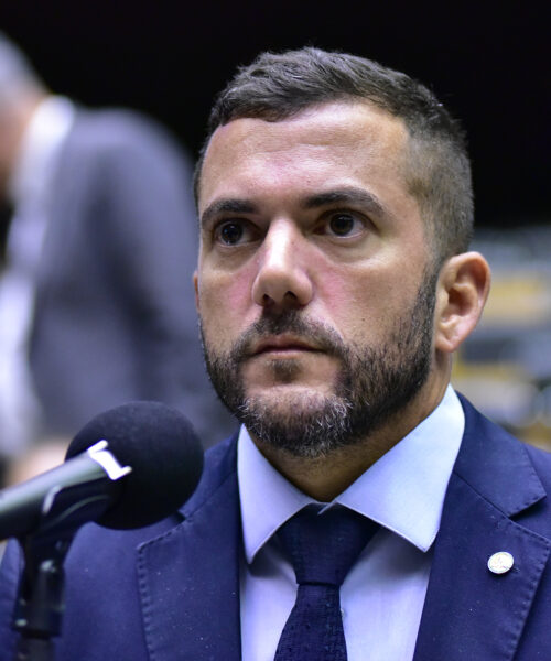 Deputados do PL tramam manobra para enfraquecer a candidatura de Jordy ao Senado