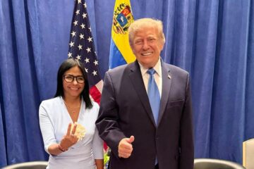 Venezuela e oposição selam pacto para eleições presidenciais com apoio norte-americano